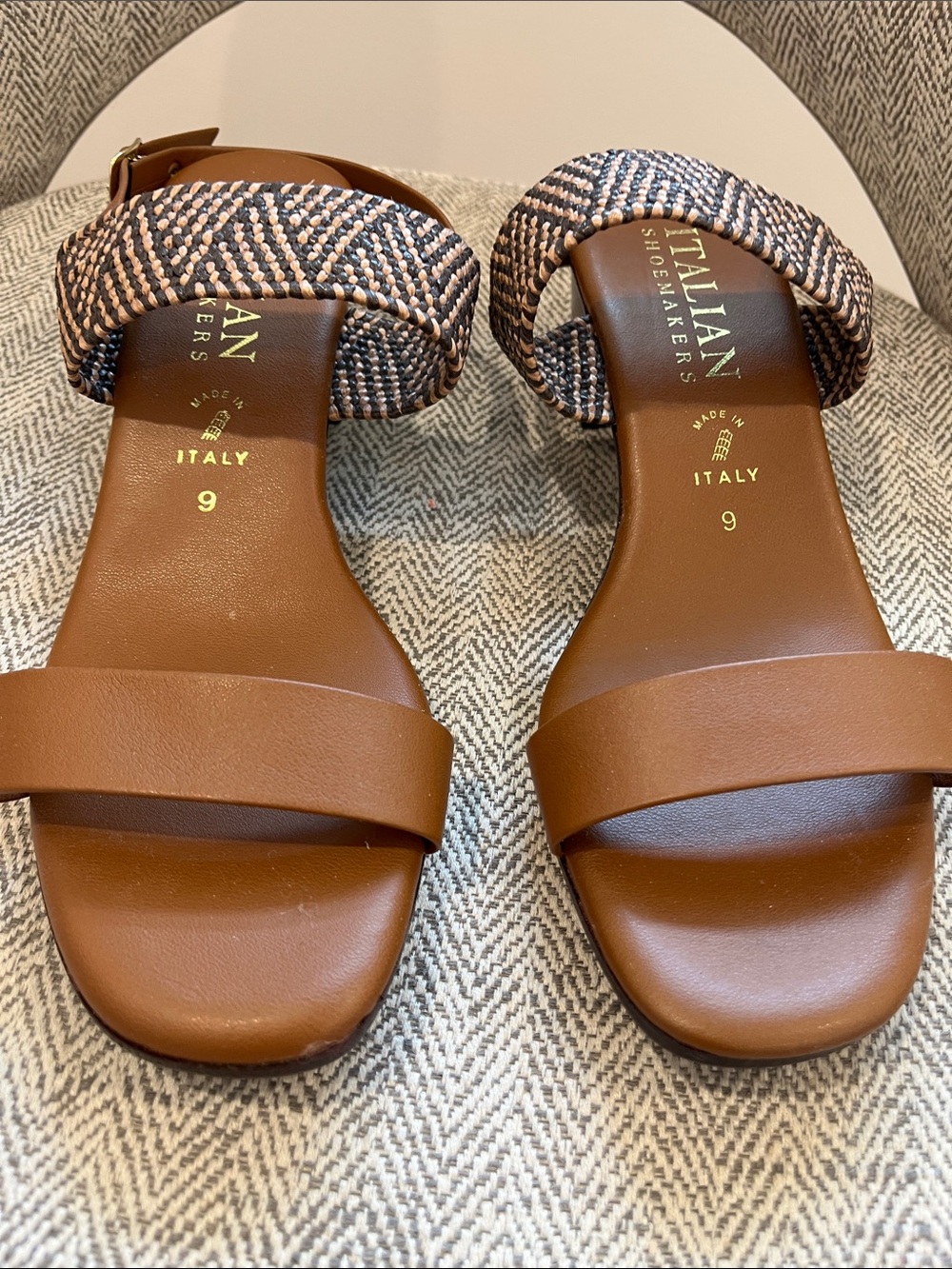 Made in Italy Sandals with Woven Black & Cream Ankle Strap size 9